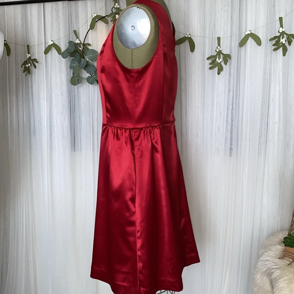 Gap structured red satin, holiday fit and flare, party dress Size 12 - Picture 14 of 15